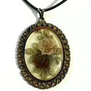 Romantic rose and hearts 40mm pendant